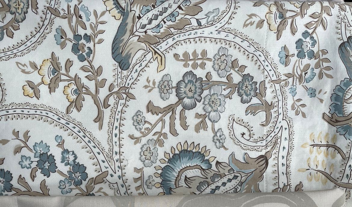Fiori Blu Long Pillow Case